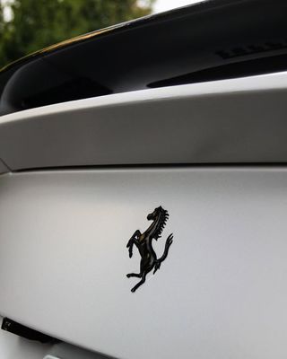 Ferrari F12 Carbon Fiber body Kit F12 Novitec phong cách N-largo phía trước và phía sau vòng cung bánh xe F12 phía trước môi khuếch tán spoiler