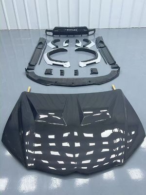 Lamborghini Urus Cơ thể sợi cacbon Kit URUS 1016 kiểu sợi cacbon môi trước khuếch tán spoiler mui xe vòng quay