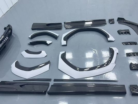 Lamborghini Urus Cơ thể sợi cacbon Kit URUS 1016 kiểu sợi cacbon môi trước khuếch tán spoiler mui xe vòng quay