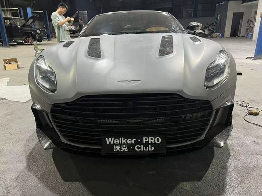 Aston Martin DB11 Carbon Fiber Body Kit DB11 phong cách mansory phía trước và phía sau váy bên bơm bạt bạt spoiler mũ
