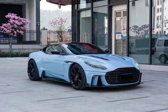 Aston Martin DB11 Carbon Fiber Body Kit DB11 phong cách mansory phía trước và phía sau váy bên bơm bạt bạt spoiler mũ