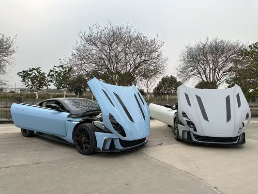 Aston Martin DB11 Carbon Fiber Body Kit DB11 phong cách mansory phía trước và phía sau váy bên bơm bạt bạt spoiler mũ