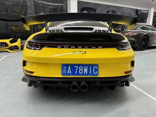 Porsche 992 Cơ thể sợi cacbon Kit 992 GT3 phong cách phía trước và phía sau bơm bên váy spoiler mui