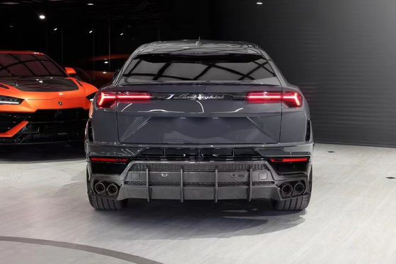 2023-2024 Lamborghini Body Kit URUS Top Style Mặt trước môi Diffuser Spoiler Kit