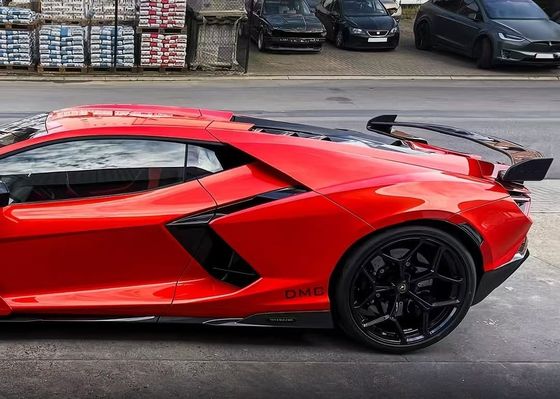 Revuelto Lamborghini Body Kit DMC phong cách Carbon Fiber màu đỏ