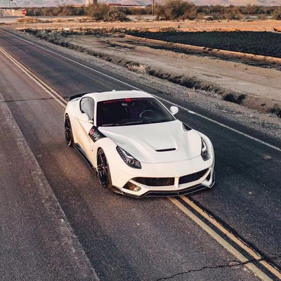 Đối với Ferrari F12 Carbon Fiber Body Kit F12 nâng cấp kiểu SVR phía trước và phía sau Bumper Spoilers với Hood Fenders