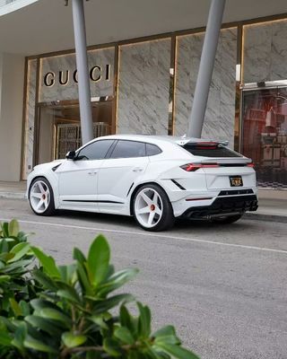 Lamborghini URUS Carbon Body Kit NT Style Lưỡi trước Diffuser Spoiler Custom Wide Body Kits