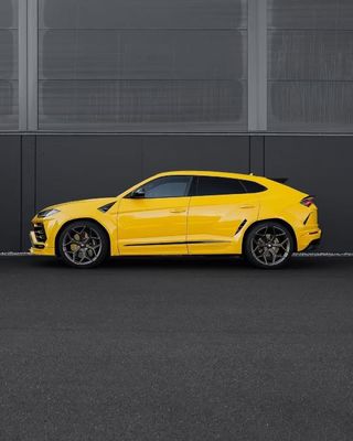 Yellow Lamborghini Urus Body Kit Carbon Fiber Lưỡi trước Xe sang trọng Diffuser Widebody Kit