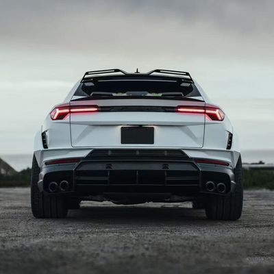 RT Carbon Body Kit cho URUS SUV Lamborghini Lưỡi trước Diffuser Wheel Arch Widebody Kit