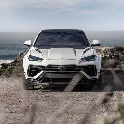 RT Carbon Body Kit cho URUS SUV Lamborghini Lưỡi trước Diffuser Wheel Arch Widebody Kit