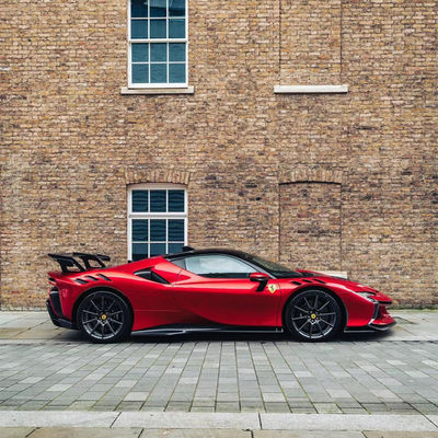 SF90FXX Ferrari SF90 Body Kit Mặt trước và phía sau Xe đệm Mặt phụ áo khoác đèn sau