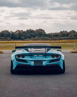 F8 Ferrari Auto Body Kit LB Style Blue Carbon Fiber Spoiler Lips Wide Body Kit Wheel Arch