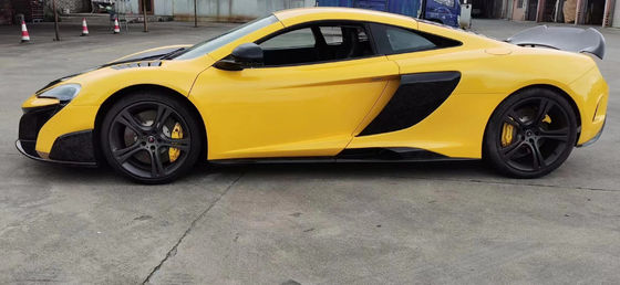 Chiếc xe có bộ phận carbon cho Mclaren Mp4 12C 625c 650S nâng cấp lên 675LT
