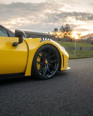 296 Ferrari Body Kit 2021 2022 Car Wheel Arch Mặt trước và phía sau Bumper Spoiler