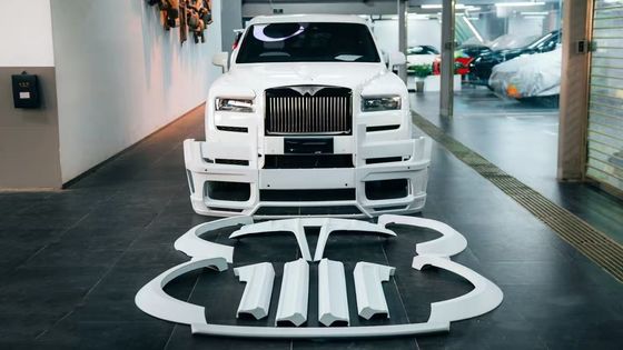 Đen Cullinan Rolls-Royce Body Kit NT phong cách phía trước và phía sau Bumper Widebody Kit