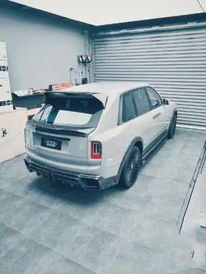 2018 - 2019 Cullinan Body Kit DW Style Lưỡi trước Diffuser Spoiler Widebody Kit