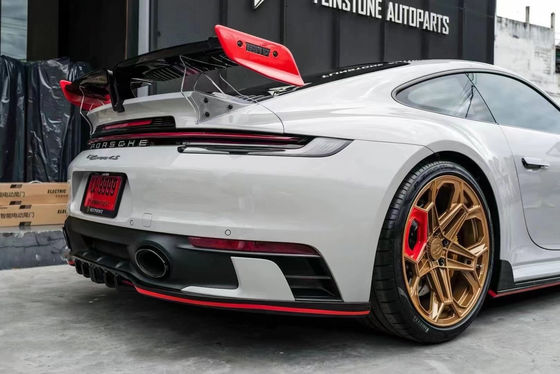 Đối với Porsche 911 992 Carbon Fiber Body Kit 911 992 Upgraded TechArt Style Mặt trước xẻo Diffuser Spoiler Side Skirt