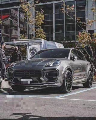 Bộ cơ thể sợi cacbon Cayenne cho Porsche Cayenne MTR Bộ cơ thể sợi cacbon khô