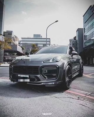 Bộ cơ thể sợi cacbon Cayenne cho Porsche Cayenne MTR Bộ cơ thể sợi cacbon khô