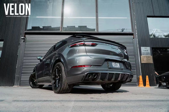 Thay thế 2019 Porsche Cayenne Body Kit Side Skirt Khô Carbon Fiber Diffuser Spoiler