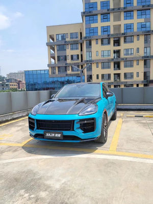 2019 Black Porsche Cayenne Body Kit TH Style Hood Motor Cover Sợi carbon khô