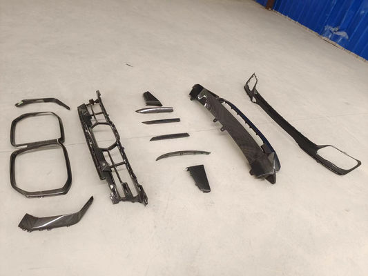 Đối với BMW X7 Carbon Fiber Body Kit X7 OEM Style Carbon Fiber Front Lip Diffuser Kit Body Light Shade lớn