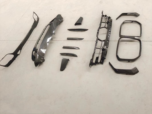 Đối với BMW X7 Carbon Fiber Body Kit X7 OEM Style Carbon Fiber Front Lip Diffuser Kit Body Light Shade lớn