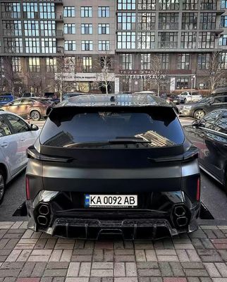 XM Bmw Wide Body Kit Carbon Fiber Front Lip Spoiler Đen Bmw Side Skirt Vành bánh xe
