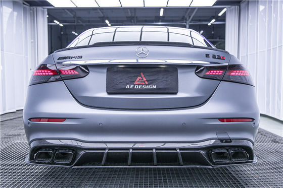 Bộ phận ô tô Carbon Fiber Body Kit cho Mercedes E63S E63s Carbon Fiber Front Scoop Diffuser Spoiler Carbon Fiber Hood