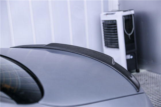 Bộ phận ô tô Carbon Fiber Body Kit cho Mercedes E63S E63s Carbon Fiber Front Scoop Diffuser Spoiler Carbon Fiber Hood
