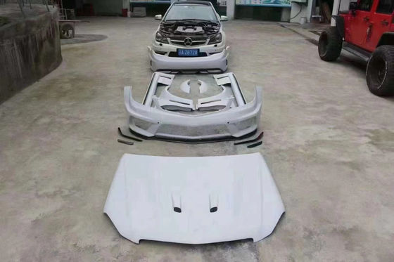 Đối với Mercedes W204 C63 Body Kit W204 Upgraded Black Series phong cách phía trước và phía sau Bumper Hood Widebody Kit